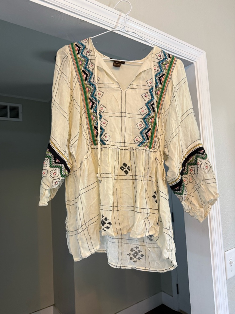 Vineet Bahl Boho Embroidered Cream V-Neck Women’s Top XS Extra Small